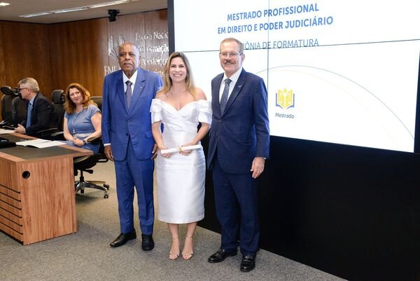 Imagem de capa - Entrevista - Juíza Priscila Patriota conta como mestrado transformou o seu dia a dia como magistrada