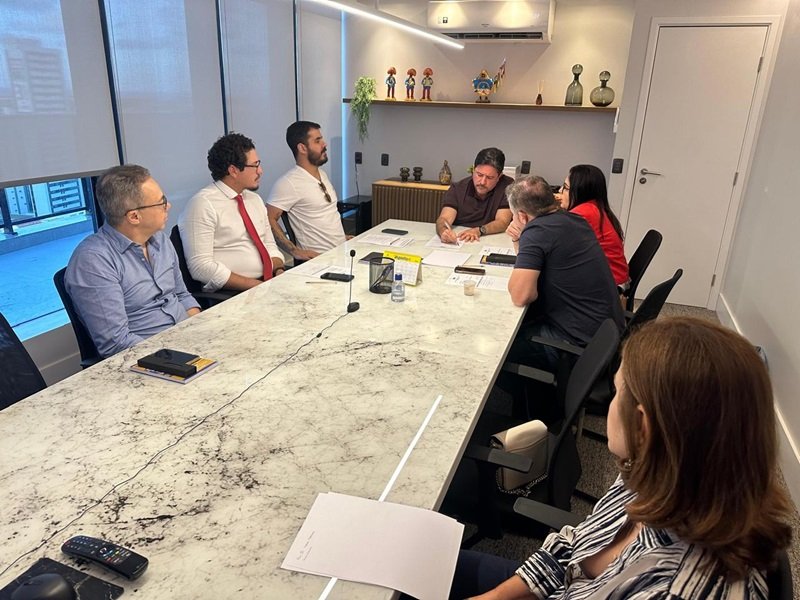 imagem de capa - Confira os assuntos da reunião de diretoria da AMEPE realizada nesta sexta