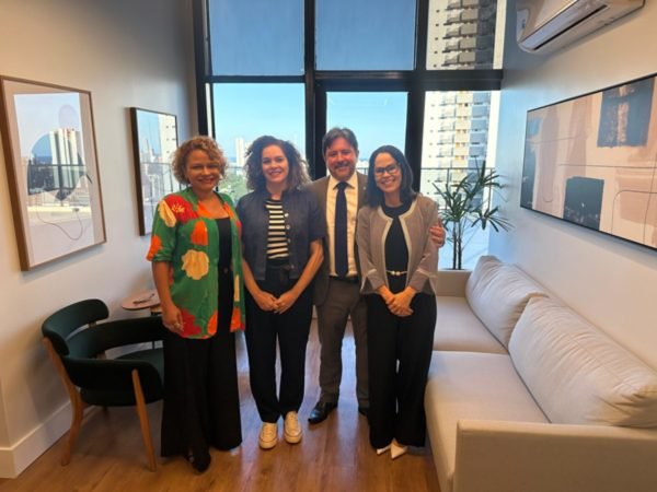 Imagem de Capa - AMEPE recebe visita de cortesia da presidente da AMPPE