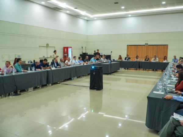 imagem de capa - Leonardo Asfora participou da 5ª Reunião da Coordenadoria da Justiça Estadual da AMB